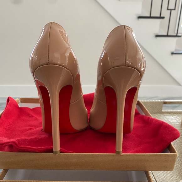 Size 6 louboutin for sale. Nude pigalles. - Picture 4 of 9